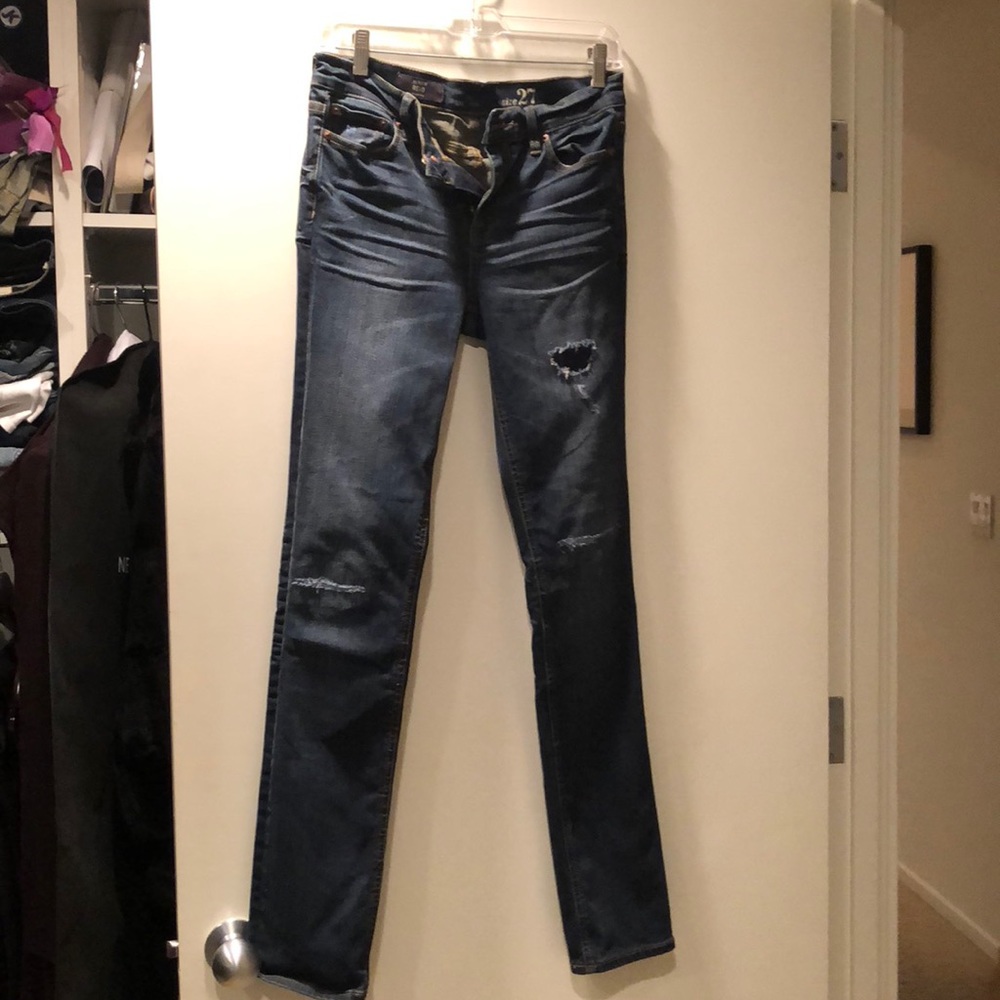 Pair of J Crew Reid distressed jeans Size 27